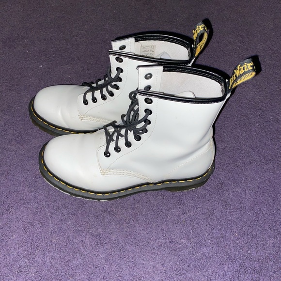 women’s white doc marten boots - Picture 1 of 3